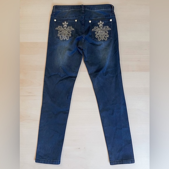 V Christina Denim - V Christina Dark Wash Stretch Jeans Women’s Size 8 Rhinestone Pocket